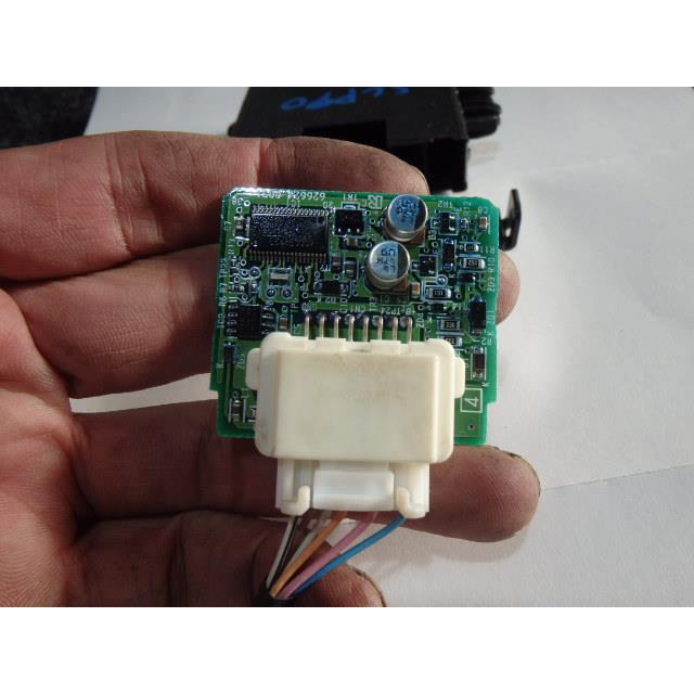 御専用です ヴィッツ DBA-SCP90 A/Cコンピューター 1300 F 2SZ-FE 177600