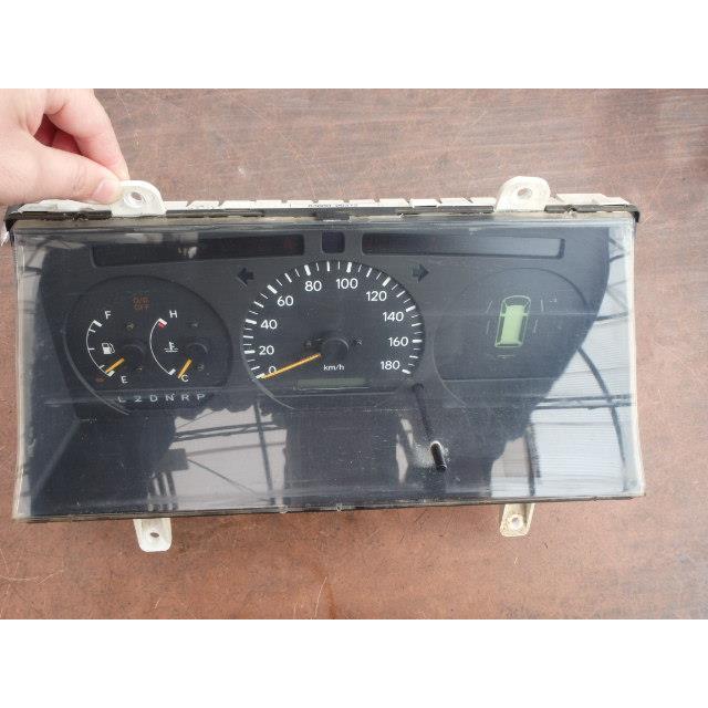 ハイエース TC-TRH112V スピードメーター 2000 DX 1TR-FE1 058 白