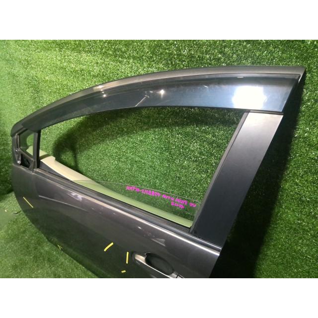 アクア DAA-NHP10 左 フロント ドア 1G3 オートモーティブ M2H3 67002