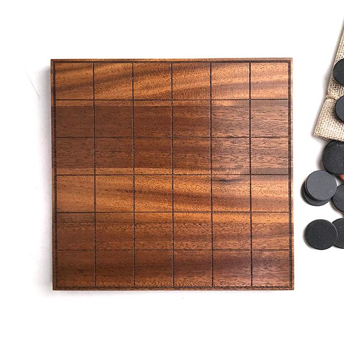 木と革で作った36コマ リバーシ 木製品 日本製 ハンドメイド 木と革で作った36コマ リバーシ 木製品 日本製 ハンドメイド