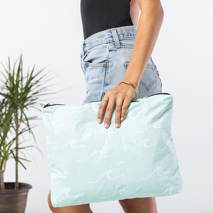 アロハコレクション Aloha Collection Pouch L ポーチ 旅行 防水 バッグ 小物 化粧入れ 収納 海 ビーチ ヨガ サーフ |  | 03