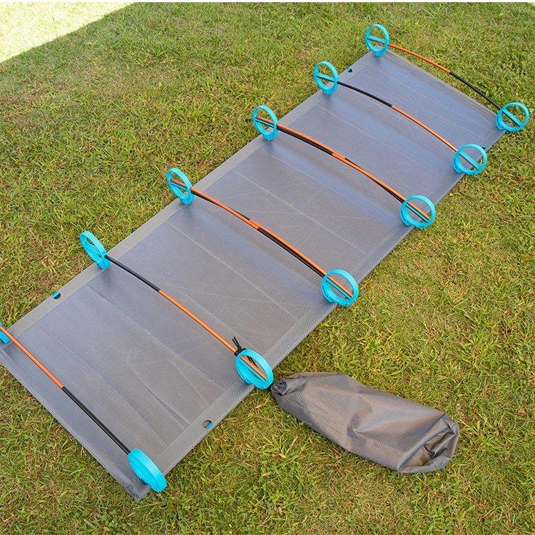 アウトドアコット キャンプ キャンピングコット キャンピングマット コンパクト 軽量 簡易ベッド マット キャンプ 昼寝 収納袋付き 防水 弓なりフレーム |  | 05