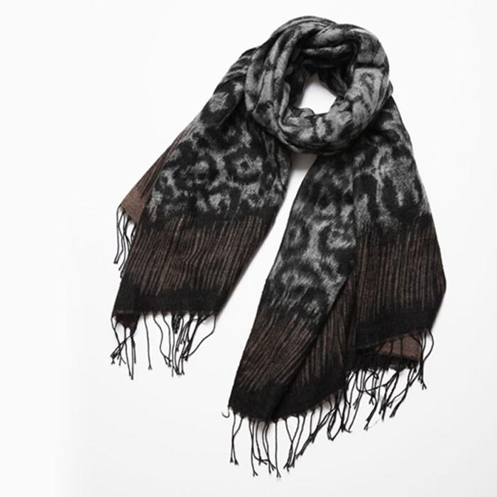 Black by VANQUISH ブラックバイヴァンキッシュ レオパード ジャガード