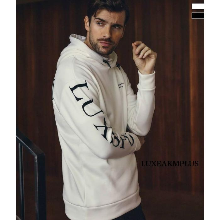 LUXEAKMPLUS リュクスエイケイエムプラス スリーブロゴフリースフーディー メンズ パーカー プルオーバー カジュアル スポーツ LUXE AKM PLUS リュクスエイケイエムプラス スリーブロゴフリース