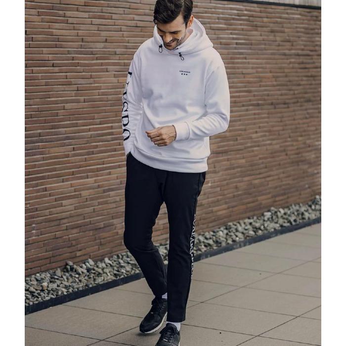 LUXE AKM PLUS リュクスエイケイエムプラス スリーブロゴフリース