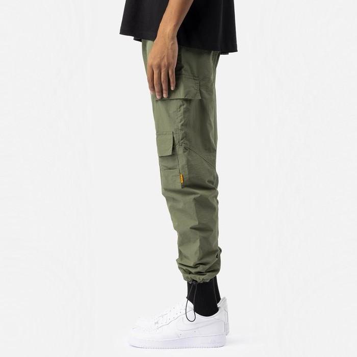 BLACKTAILOR ブラックテイラー N27 CARGO GREEN スト系 ストリート メンズ カーゴパンツ メンズ ファッション ナイロン グリーン BLACKTAILOR ブラックテイラー N27 CARGO GREEN スト系 ストリート