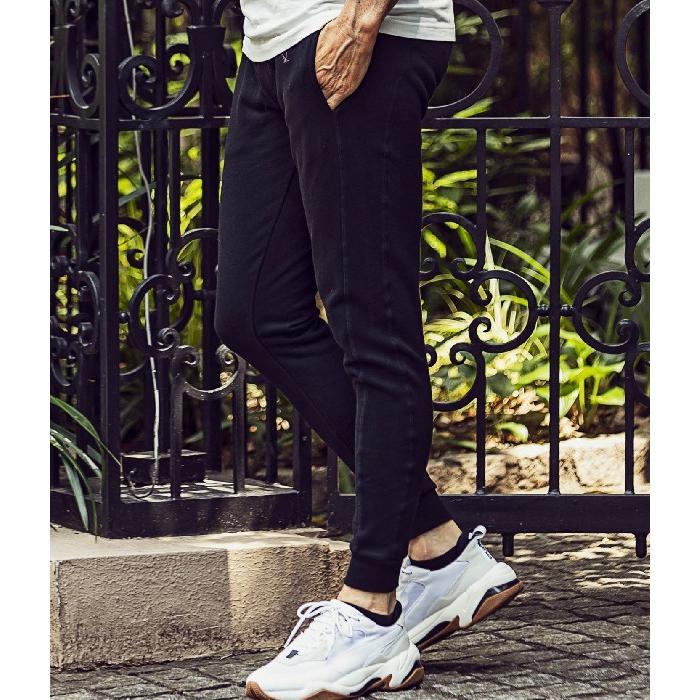 1PIU1UGUALE3 RELAX ウノピゥウノウグァーレトレ コード刺繍