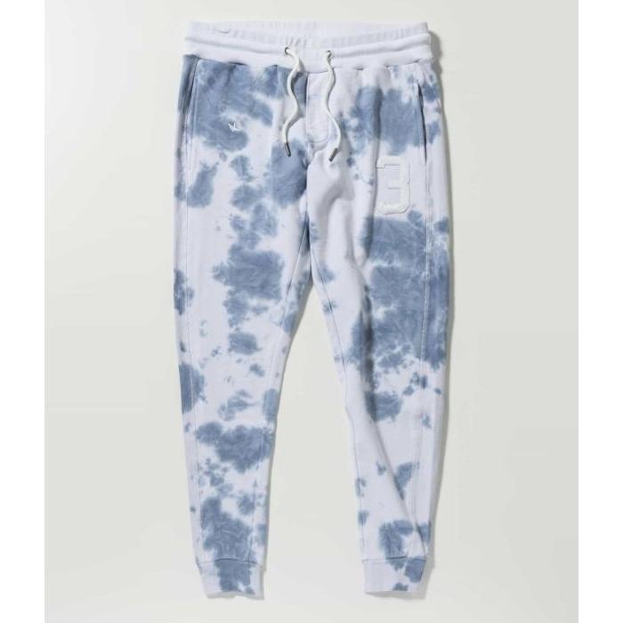 1PIU1UGUALE3 RELAX ウノピゥウノウグァーレトレ リラックス 3ロゴ  