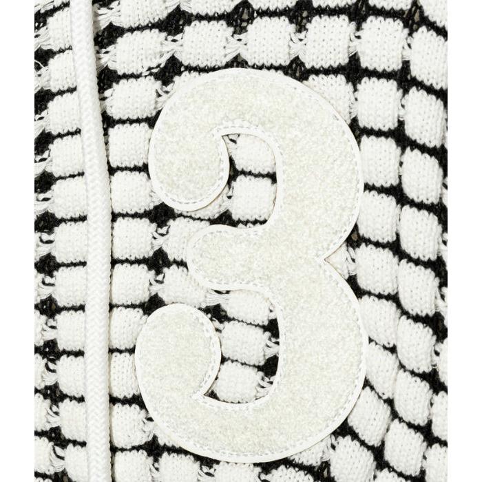 1PIU1UGUALE3 RELAX ウノピゥウノウグァーレトレ 3ロゴビッグワッフル