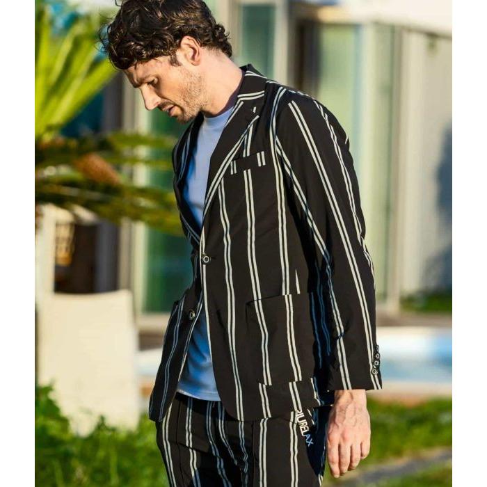 1PIU1UGUALE3 RELAX ウノピゥウノウグァーレトレ リラックス