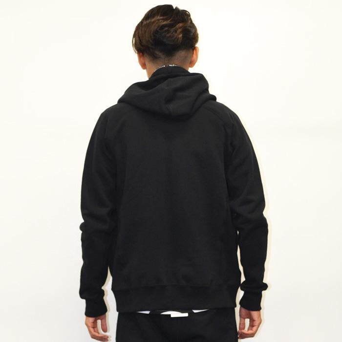 1PIU1UGUALE3 黒 フルジップパーカー　未使用 1PIU1UGUALE3 RELAX(ウノピゥウノウグァーレトレ リラックス)ライン