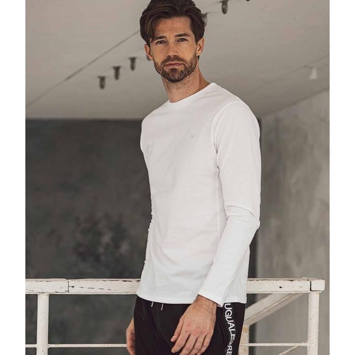 1PIU1UGUALE3 RELAX ウノピゥウノウグァーレトレ 総柄バックプリント