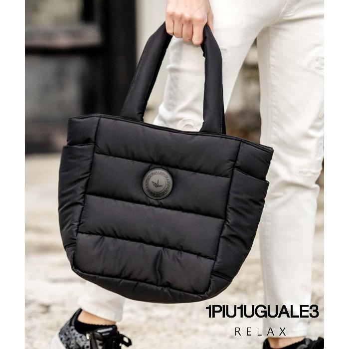 1PIU1UGUALE3 RELAX ウノピゥウノウグァーレトレ サークルロゴトート