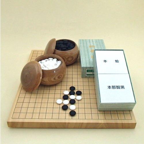 高級囲碁セット 新かや10号卓上接合碁盤松と蛤碁石徳用32号と手作木製