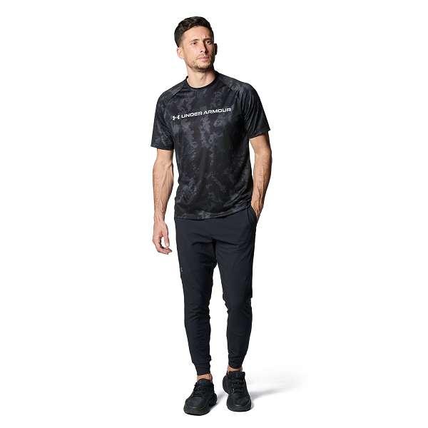 ◆◆送料無料 メール便発送 ＜アンダーアーマー＞ UNDER ARMOUR UAテック ABCカモ ショートスリーブTシャツ(トレーニング/MEN) 1361698 (BLK/WHT(001))｜upstairs｜03