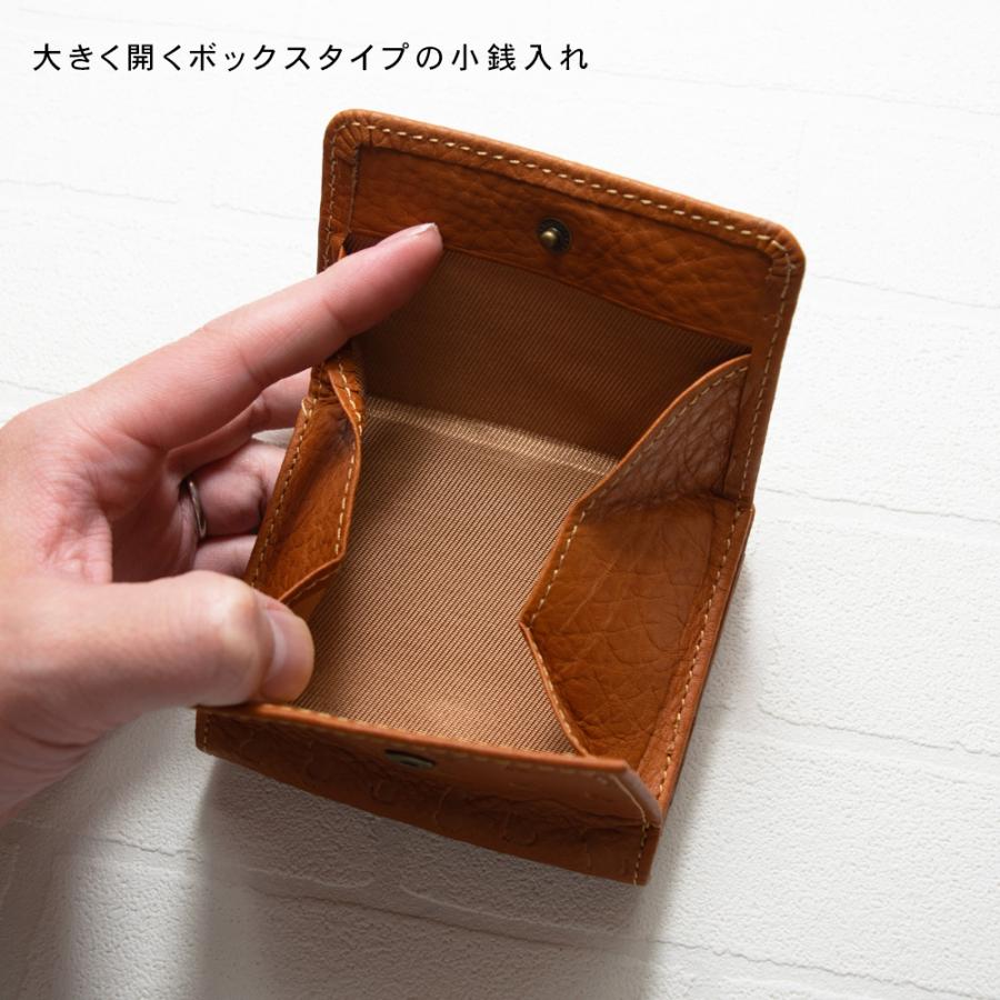 キャットデザイン コンパクト財布 / 猫 ネコ 本革 型押し ミニ財布