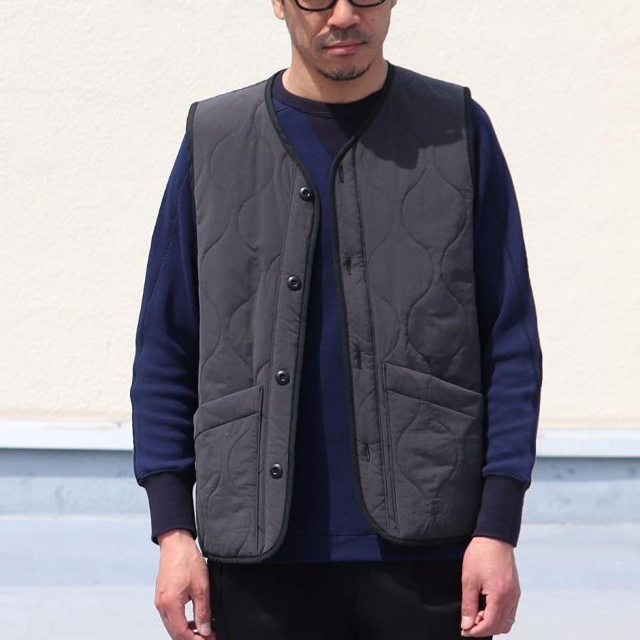 Audience（オーディエンス） アウター ウェーブキルト Vネック ベスト