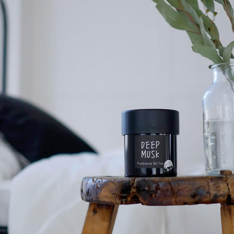 90 Off ジョンズブレンド ブラック缶フレグランスジェル 置き型 カーフレグランス ホワイトムスク Johns Blend 芳香剤 香水 おしゃれ 玄関先 トイレ 車内 Krntner Pflege Service 04b At