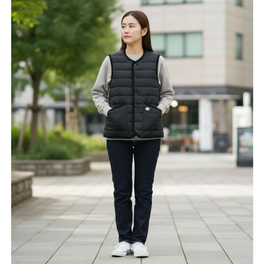 yukiemon、黒 ダウンベスト レース襟付き yukiemon、黒 ダウンベスト レース襟付き