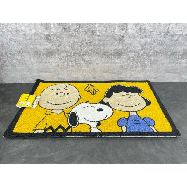 未使用 アクセントラグ カーペット ピーナッツ スヌーピー 57cm×96cm