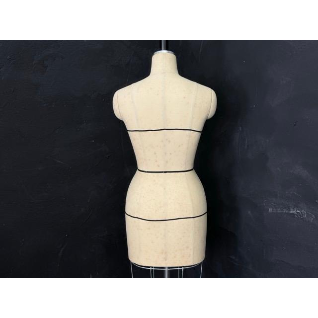 女性用 トルソー 【中古】キャスター付き 店舗什器 ディスプレイ バスト84.5 ウエスト62.5 ヒップ91.7cm/512835 【メンズ】
