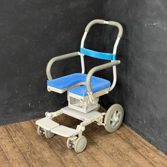 Uchie ウチエ 入浴用車椅子 シャワーキャリー U字型 Uchie ウチエ 入浴用車椅子 シャワーキャリー U字型