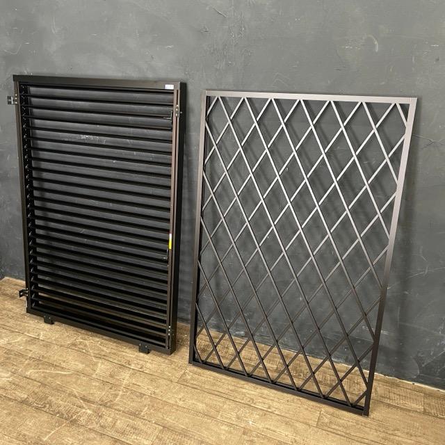 オシャレなアルミ格子柵■新古 展示品 アルミ面格子【中古】株式会社 丸忠 可変格子 防犯用格子 可動