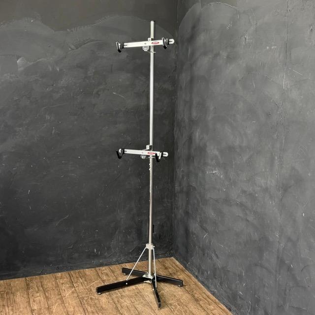【美品】MINOURA 自転車スタンド ２台、室内利用、高さ調整可能、1台未使用 ミノウラ グラビティスタンド2 ディスプレイスタンド 自転車 2台収納
