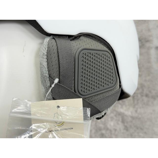 未使用 BLUESKY Snow Helmet With MIPS ヘルメット ブルースカイ 大人