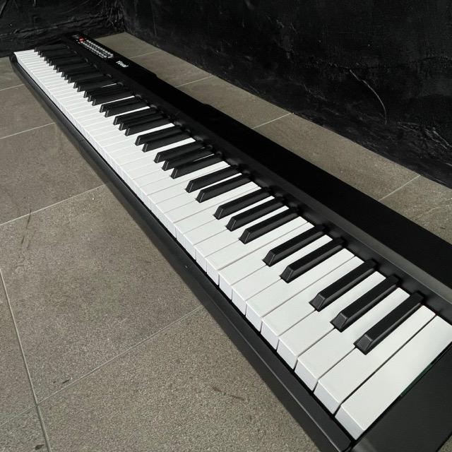 電子ピアノ 【中古】動作保証 Yireal YT881 ブラック 88鍵盤 スタンド