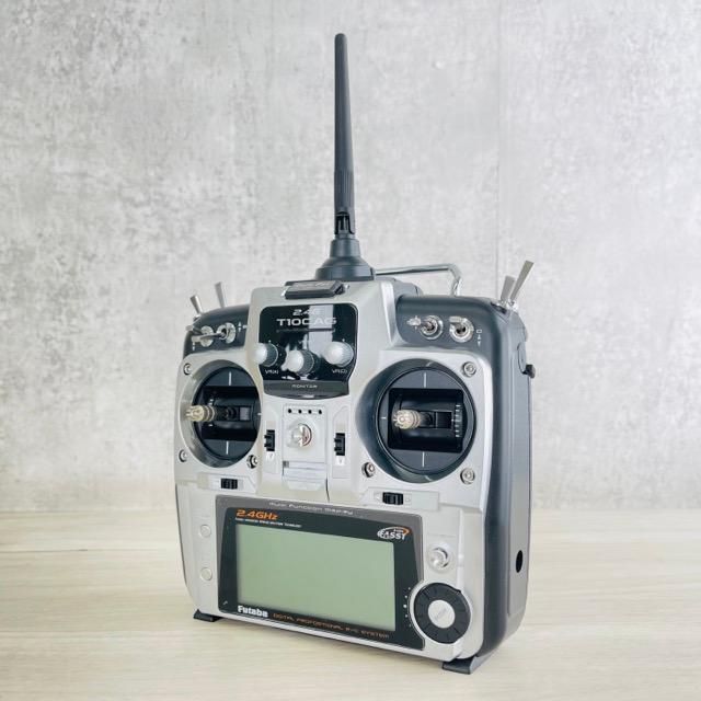Futaba 10CG 2.4GHz ラジコン送信機