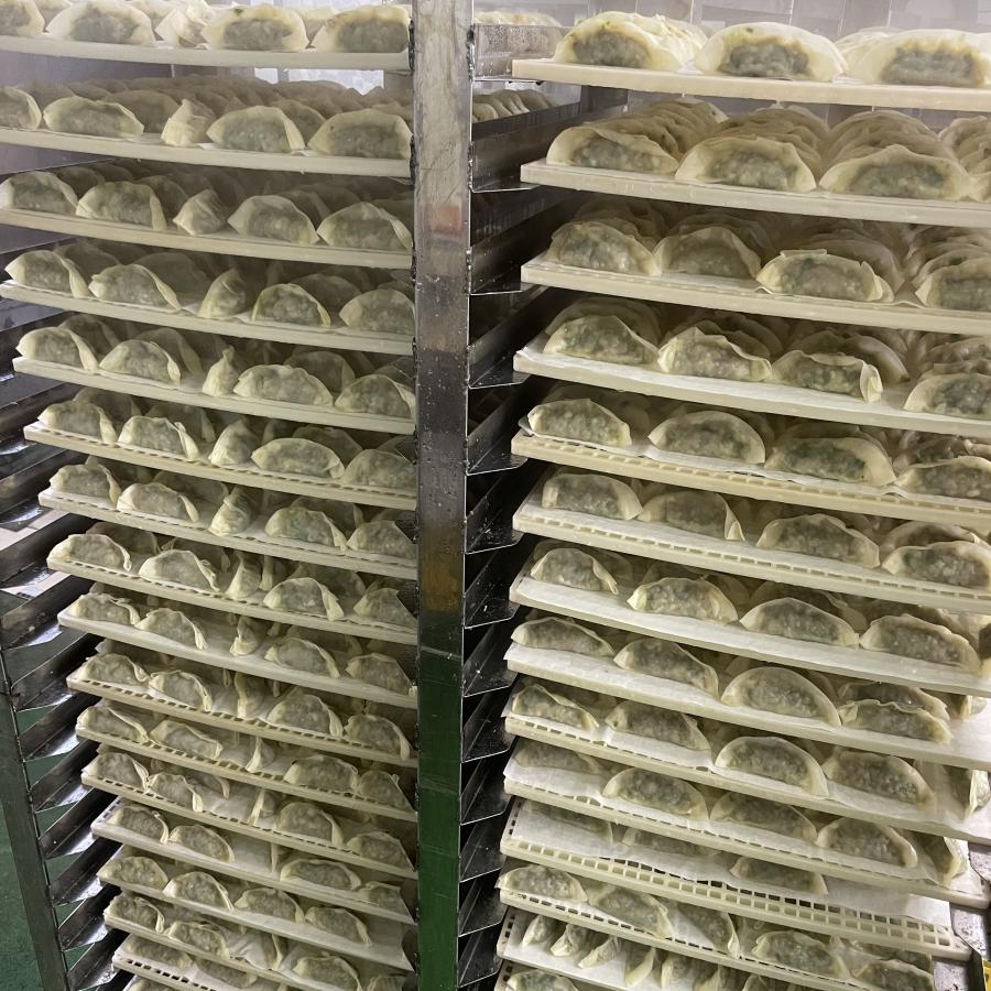 餃子 青とん餃子　韓国餃子 マンドゥ冷凍 辛い餃子 唐辛子 青とん餃子 18個×1袋 /  青唐辛子 焼き餃子 スープ餃子  鍋 韓国料理 韓国 コリアン |  | 10