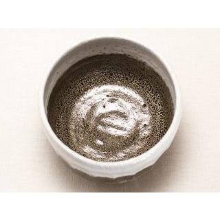 光悦「不二山（富士山）」写し 片身替 抹茶碗 〔佐々木昭楽〕 : uroco