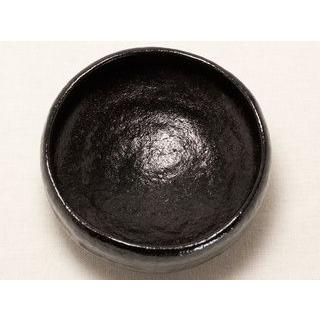 [即日発送] 黒楽　馬盥形　平茶碗 〔川嵜和楽（川崎和楽）〕 【BC5897629492】(21450円)