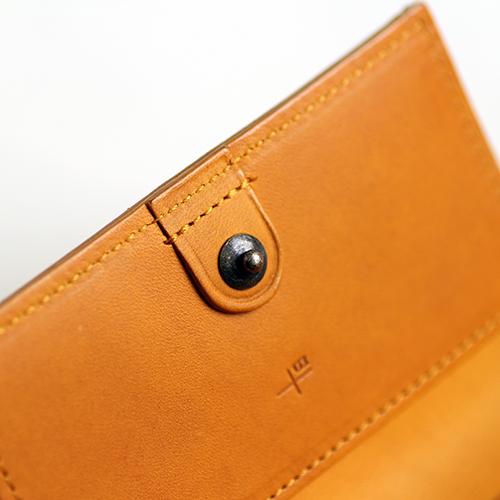 m+（エムピウ） 財布 straccio superiore ストラッチョ スペリオーレ