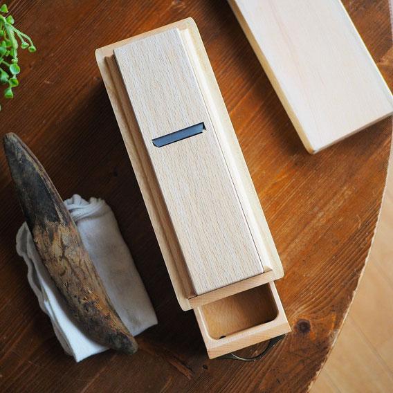 かつお節削り器 台屋 楽天市場】台屋 鰹節削り器 別注青紙×ウォルナット / かつお節削り器