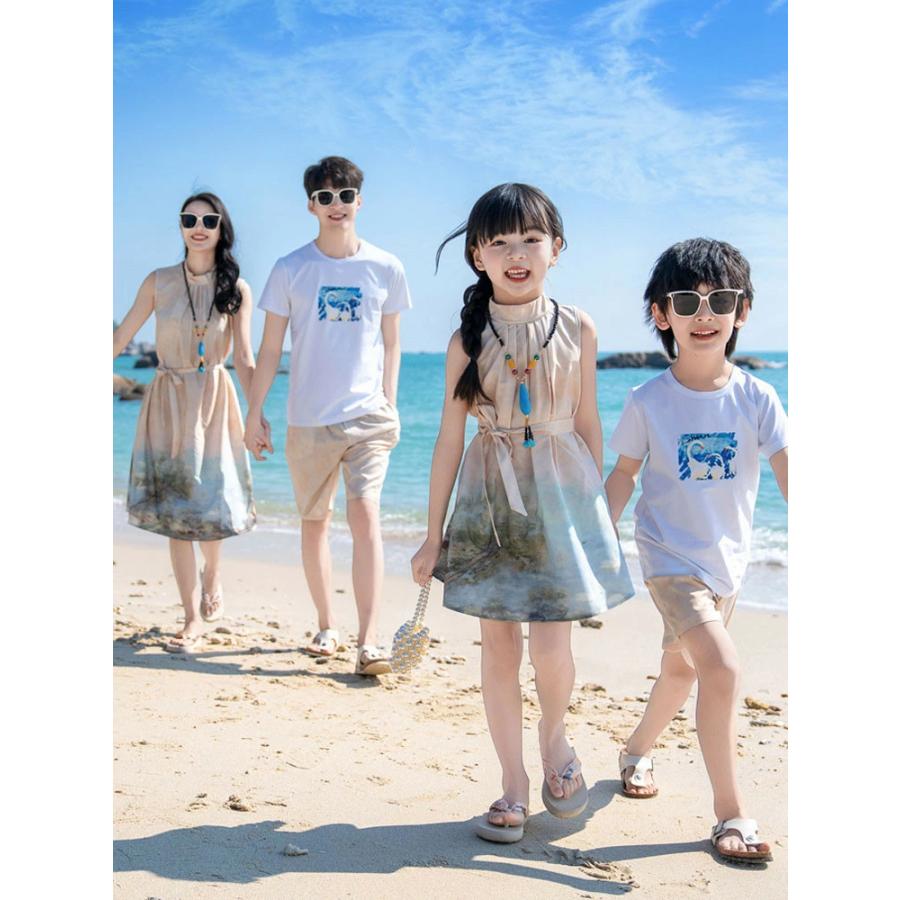 親子コーデ 4人 ビーチ旅行 ボヘミアン ベージュ ワンピース Tシャツ