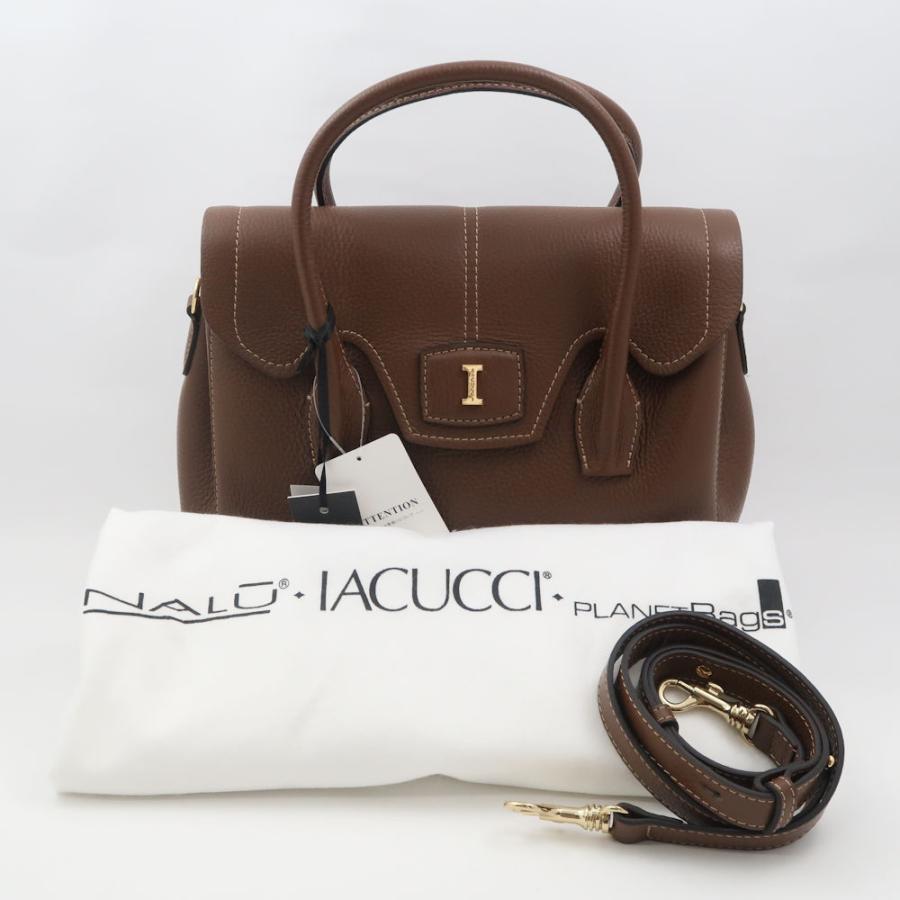 未使用 IACUCCI イアクッチ 2WAYバッグ ハンド ショルダー フラップ 