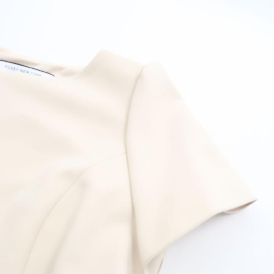 フォクシーニューヨーク クルーネック ストレッチ フレア ワンピース ベージュ ○美しく見せるベージュのワンピース○フォクシーニューヨーク○