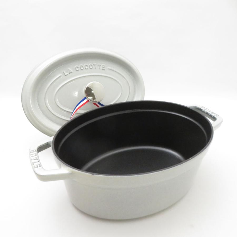 未使用 STAUB ストウブ ピコココット オーバル 両手鍋 23cm 2.35L カンパーニュ 琺瑯 ホーロー SC10597Zの画像