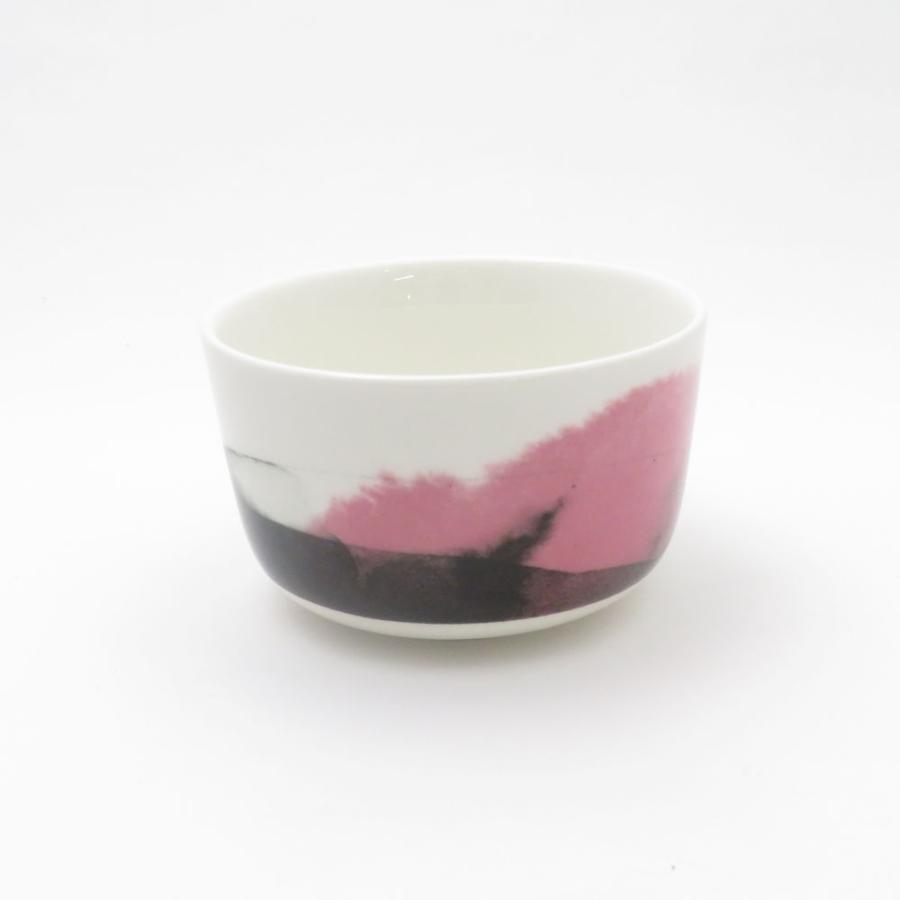 未使用 marimekko マリメッコ SAAPAIVAKIRJA サーパイヴァキルヤ 