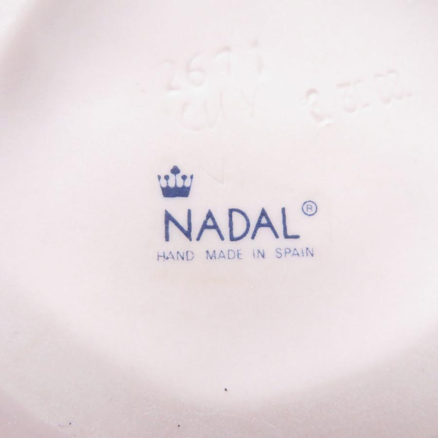 NADAL ナダル　陶器人形　うさぎと花と少女　フィギュリン　置物 NADAL ナダル 陶器人形 うさぎと花と少女 フィギュリン 置物
