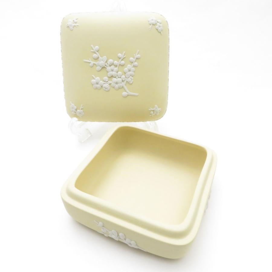 WEDGWOOD 美品 ウェッジウッド ジャスパー 小物入れ プリムローズ 梅  
