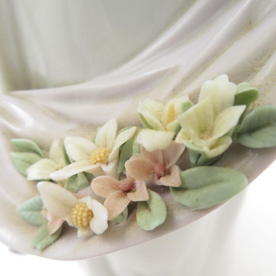 LLADRO 難有 リヤドロ 6866「かぐわしき花」 フィギュリン 女性