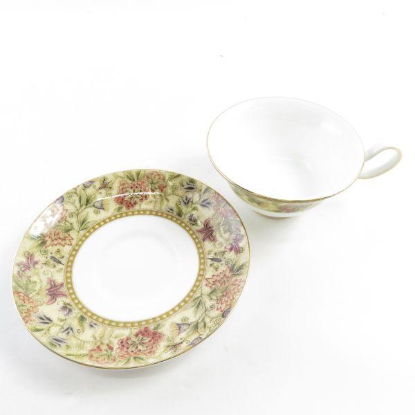 美品 ウェッジウッド フローラルタペストリー ティーカップ＆ソーサー