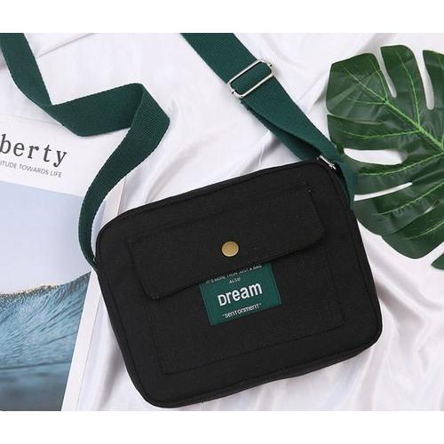 全４色 ショルダーバッグ ミニサイズ カジュアル スポーティー ロゴ アウトドア 可愛い お洒落 プチプラ レディース Bg Uo 0285 Urubei 通販 Yahoo ショッピング