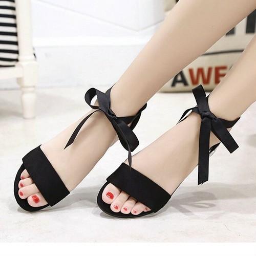 リボンストラップ ローヒール サンダル アンクル リボン ブラック グレー 大人可愛い キレイめ トレンド 春 Ss Ta 0016 Urubei 通販 Yahoo ショッピング