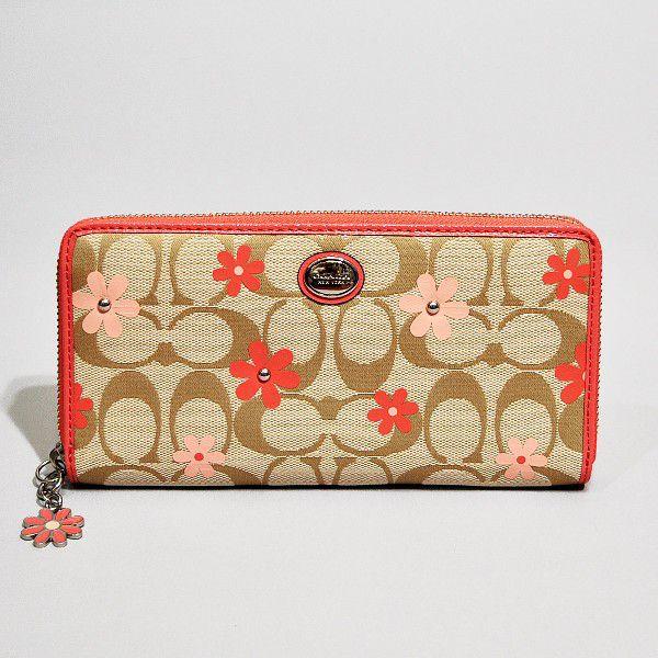 COACH コーチ 長財布 フローラル シグネチャー チャーム付 F51339 COACH（コーチ） 【並行輸入品】 財布 長財布 COACH F51339 SIGCO