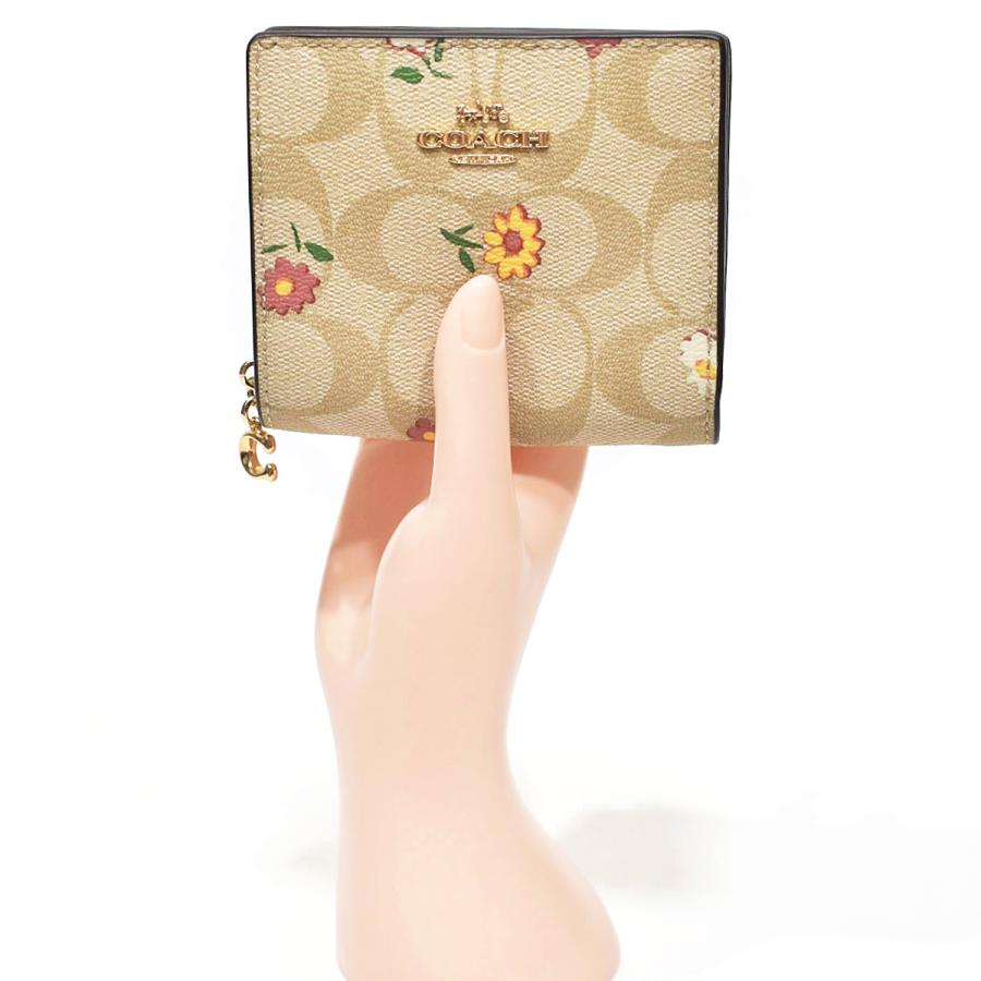 【並行輸入品】 コーチ 折り財布 二つ折り 二つ折り財布 財布 ミニ財布 レディース 花柄 アウトレット COACH シグネチャー CH477 IMOT4 ライトカーキ | COACH | 01
