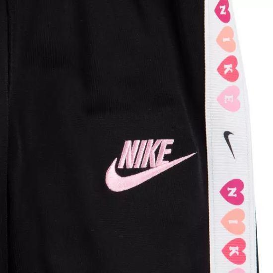 Nike ナイキ 女の子用sportswear Heart Side Taping ジャージ 上下2点セット Black 子供用セットアップ Nk Usキッズウェア 通販 Yahoo ショッピング